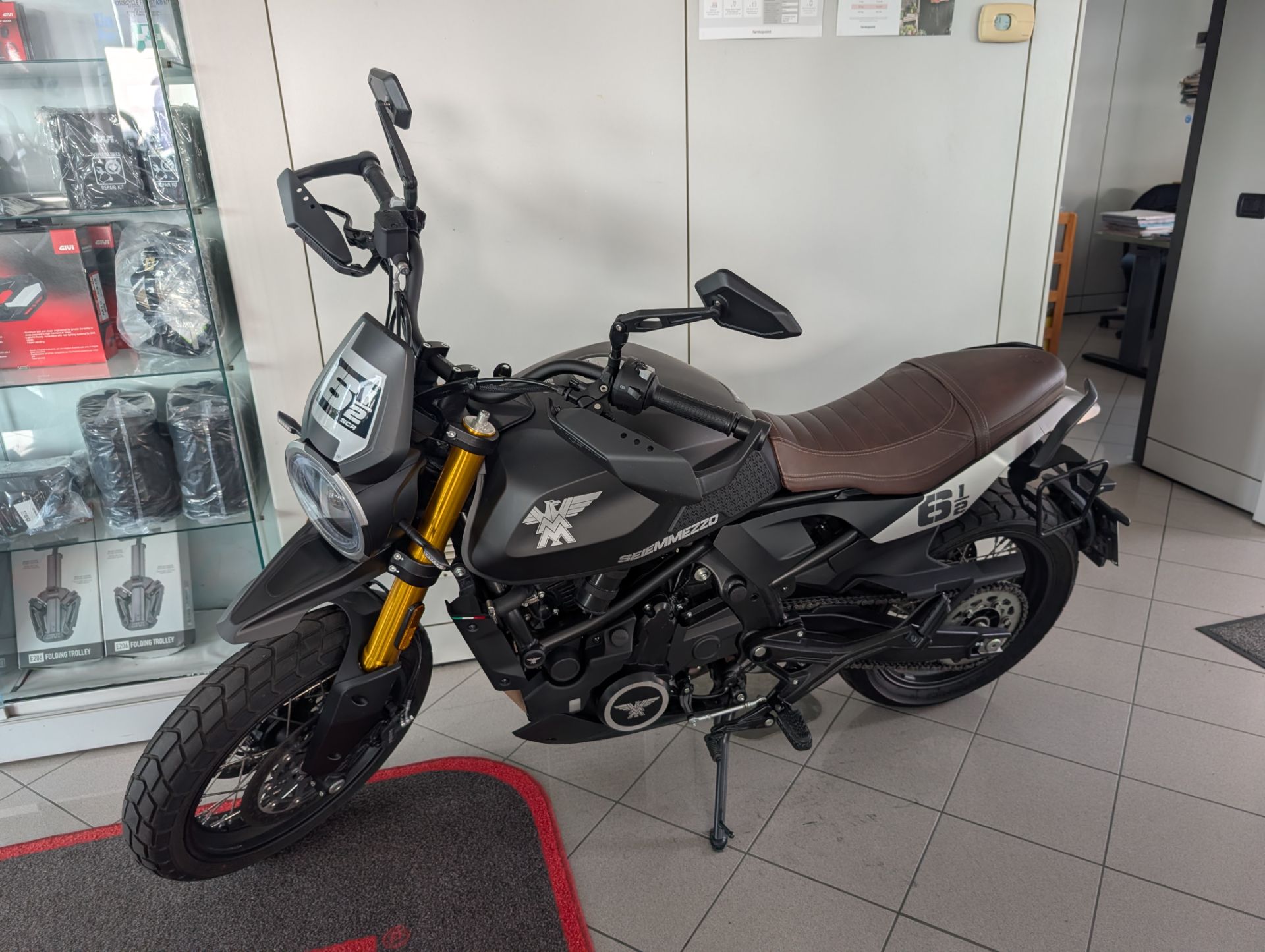 Moto Morini SEIEMMEZZO SCR