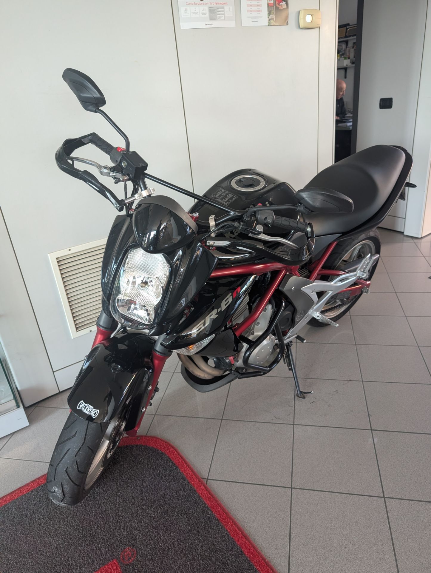 Kawasaki ER-6N