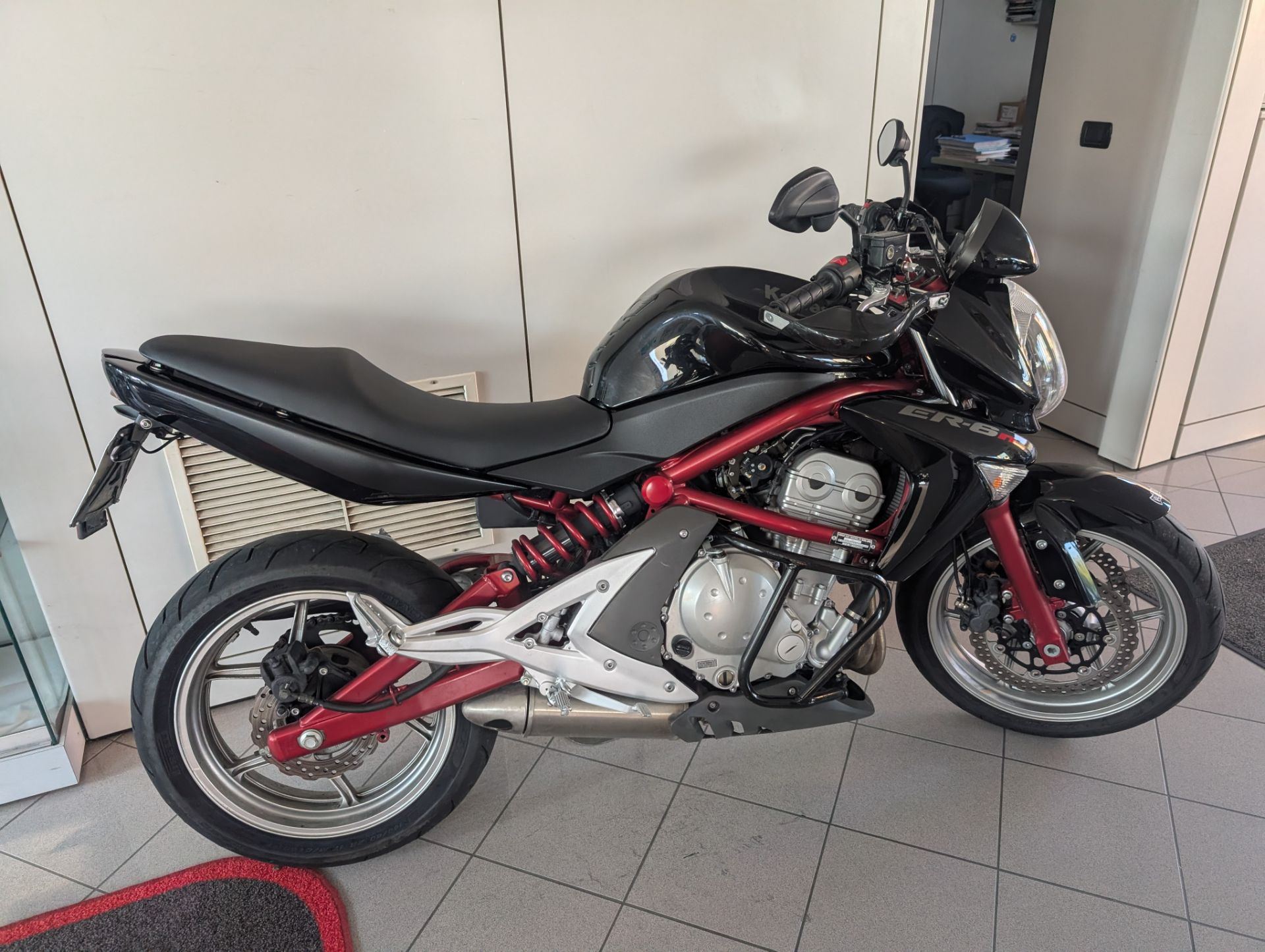 Kawasaki ER-6N