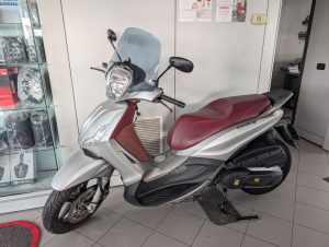 Piaggio Beverly 350 SportTouring ie ABS